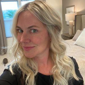 Meet your Posher, Monica